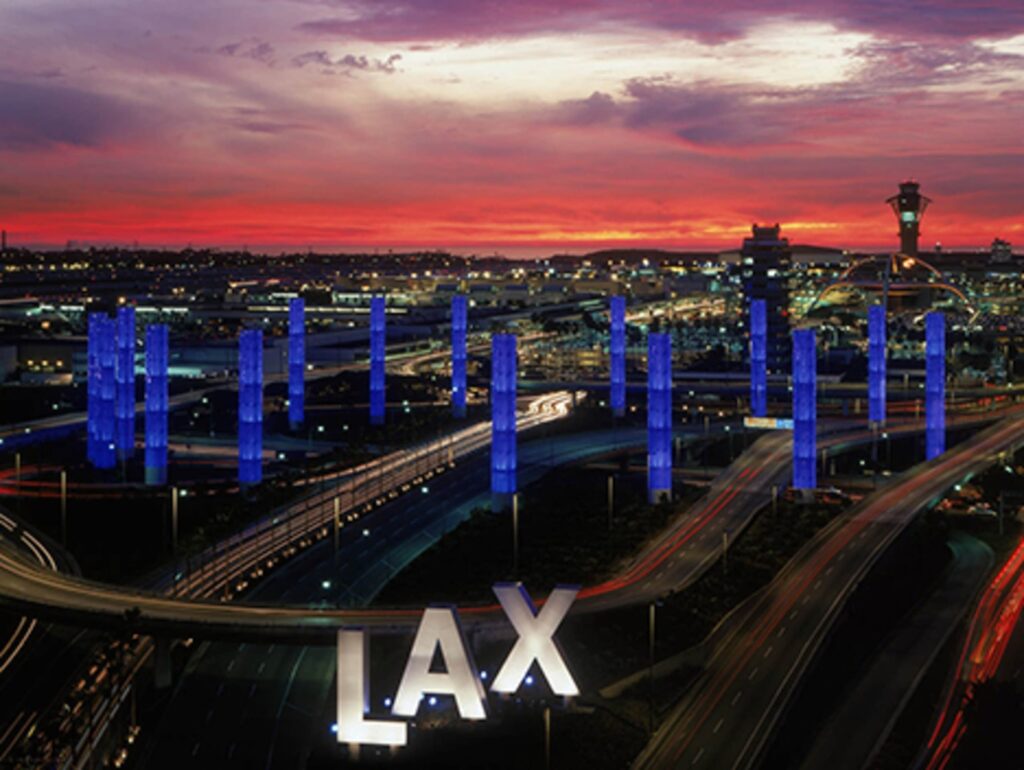 Photo of LAX with pillars